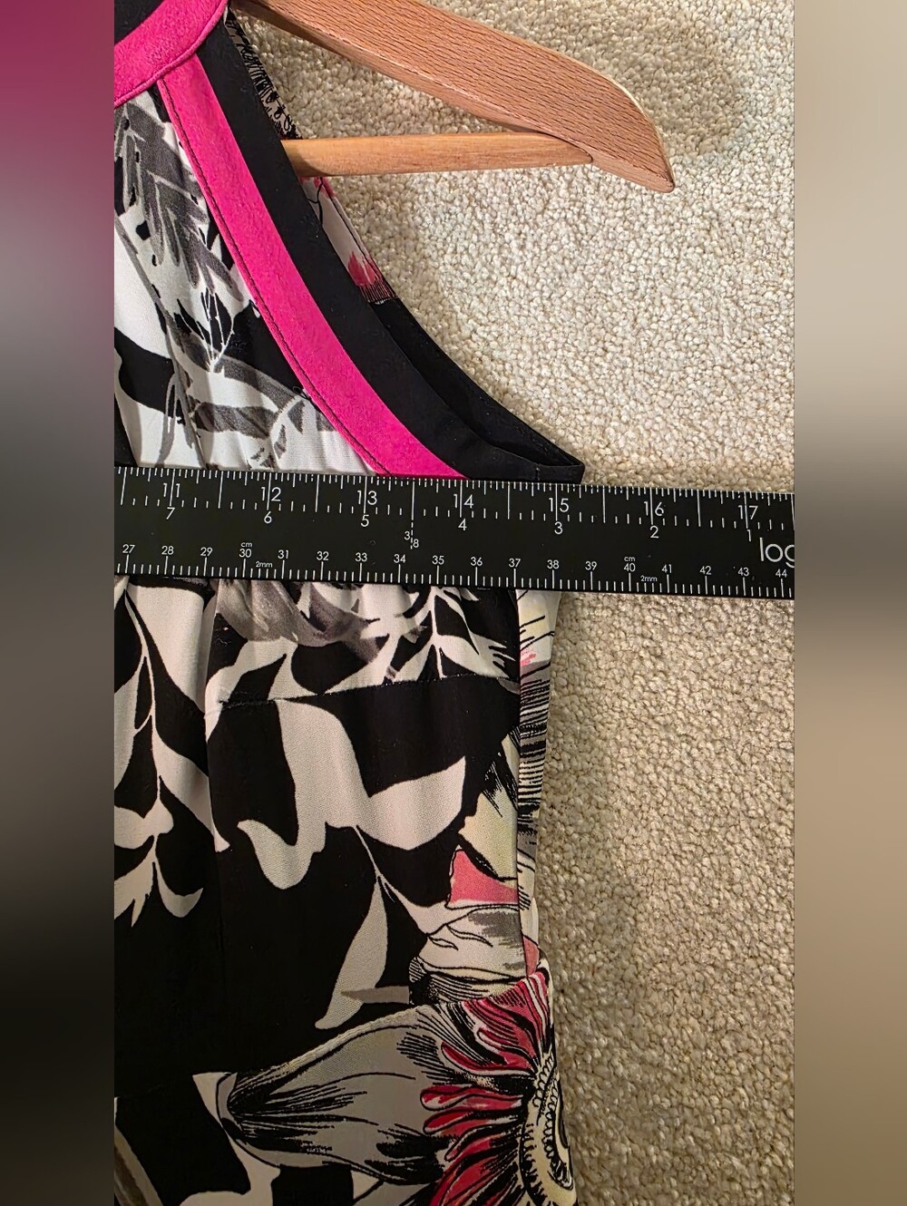 INC Black And White W/Pink Floral Halter Neckline Maxi Dress Flowy Womens P/P - Picture 5 of 6